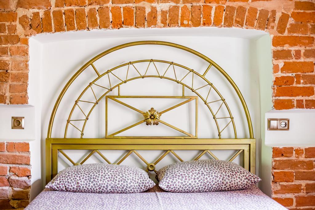 Nice Apartment Near Rynok Square Є Кондиціонер Світла Не Вимикали Λβιβ Εξωτερικό φωτογραφία